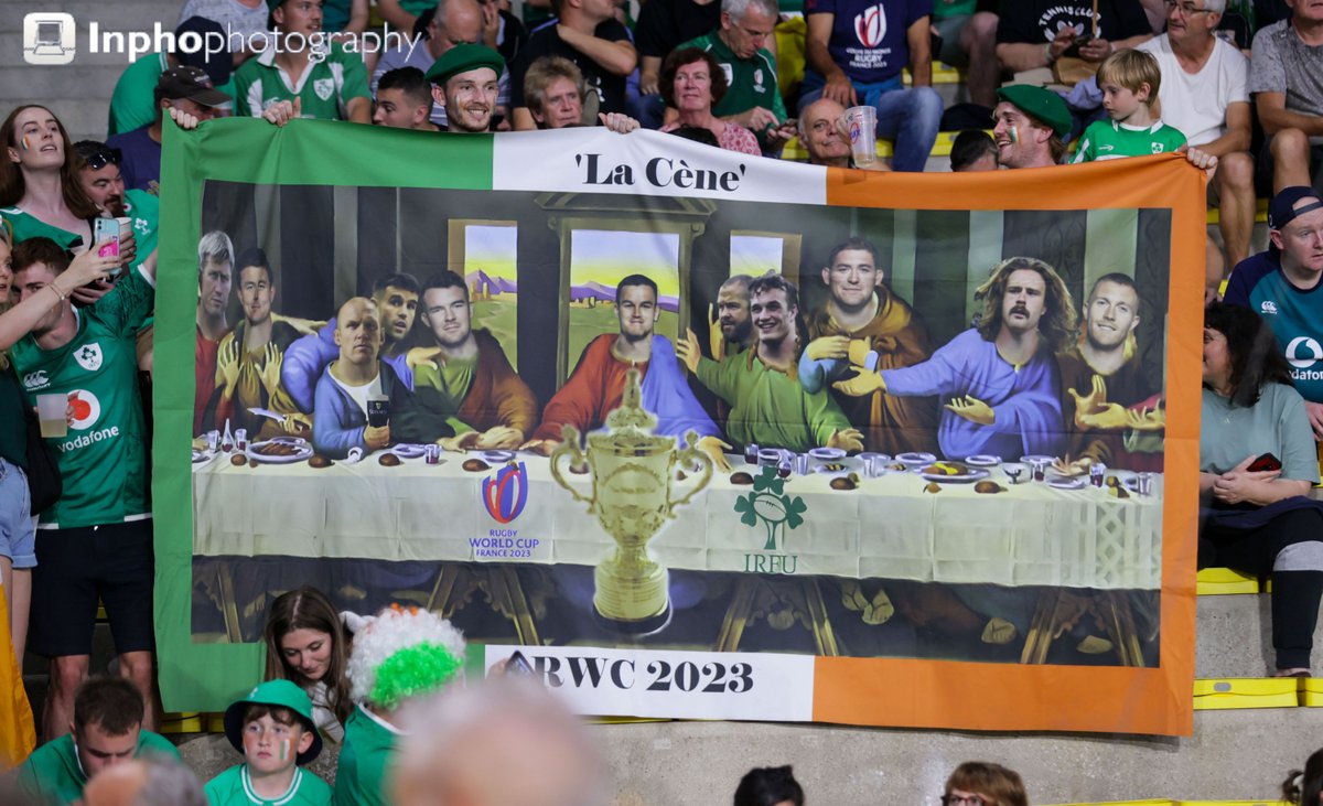 Divine effort from these Irish fans! Incroyable.