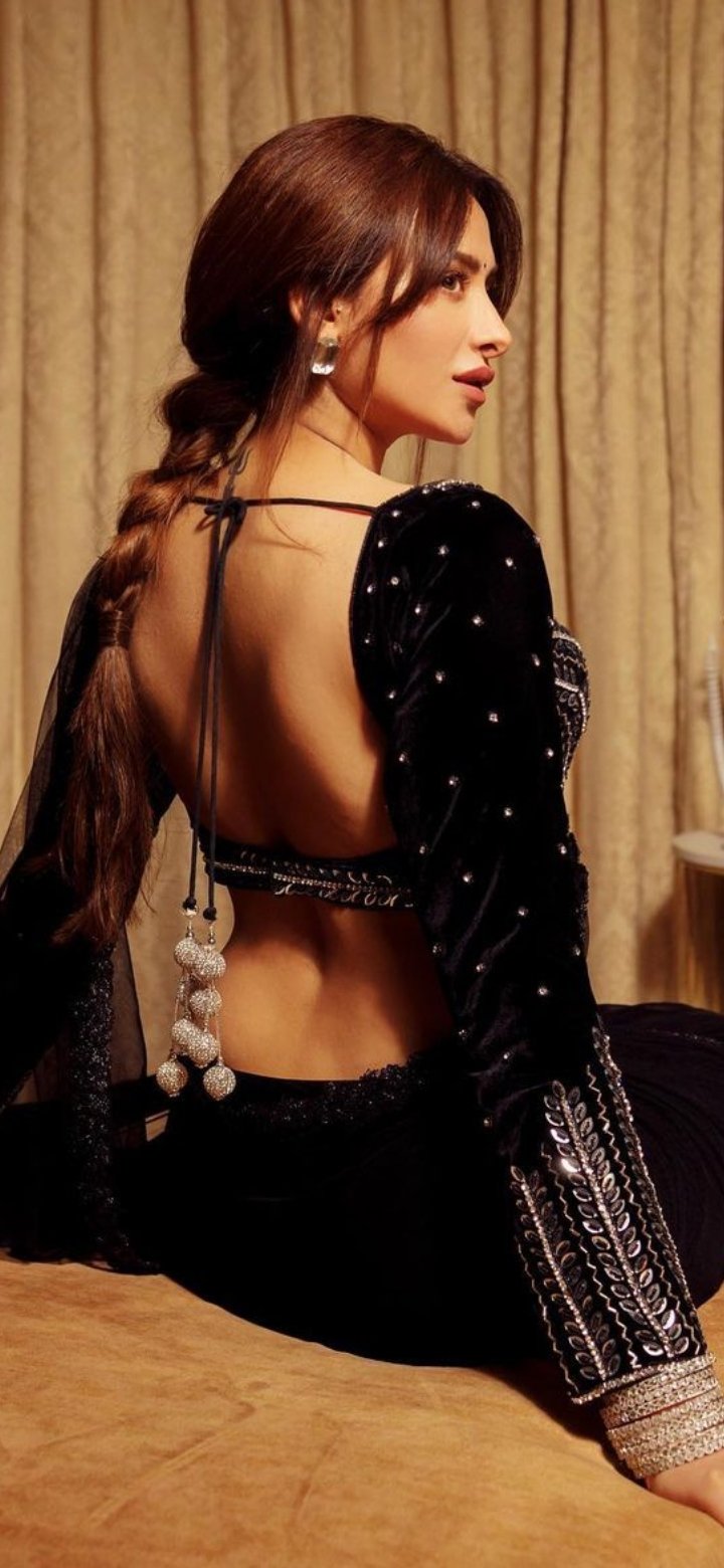 F6Kxs0JWkAAW7b6?format=jpg&name=large