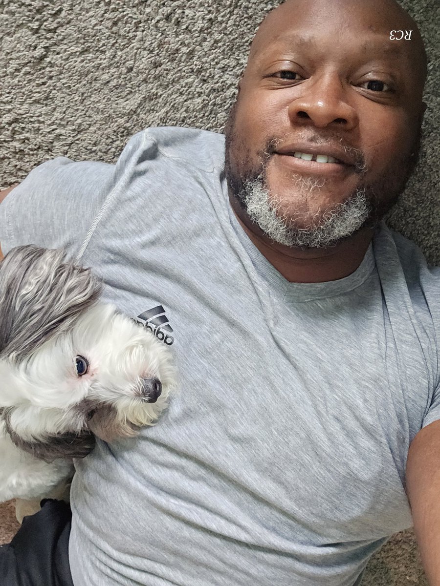 carter1171's tweet photo. Having play time with #Stogie https://t.co/uhk26PVKRq