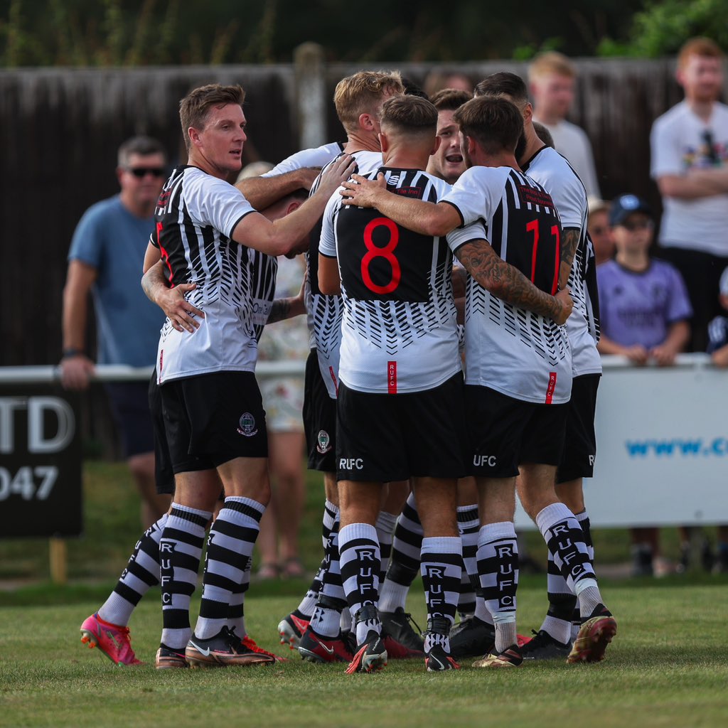20 games undefeated in the league, only 1 loss in 40 league games. What a group, what a team!

#UTB 🖤