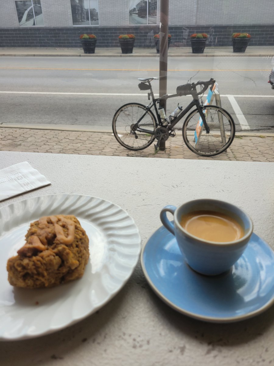 Theo in YXU (@bikesnwhisky) on Twitter photo Today's ride fuel: pumpkin spice scone and double espresso from <a href="/StreamlinersEs/">Streamliners Espresso Bar</a> in St Thomas. Today's ride fuel: pumpkin spice scone and double espresso from <a href="/StreamlinersEs/">Streamliners Espresso Bar</a> in St Thomas.