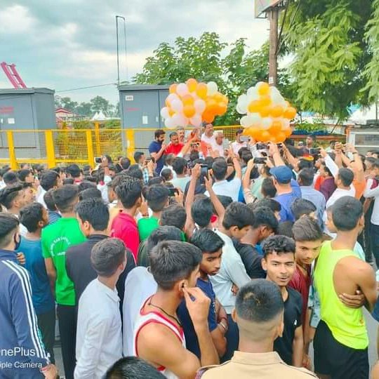 Rahul89404636's tweet photo. आज भारतीय जनता युवा मोर्चा,ज़िला हरिद्वार द्वारा माननीय मुख्यमंत्री श्री पुष्कर सिंह धामी जी के जन्मदिवस के अवसर पर युवा संकल्प दिवस के अंतर्गत ‘ओपन मैराथन दौड़’ का आयोजन किया गया।

@pushkardhami @madankaushikbjp https://t.co/YL2aKBAOlJ