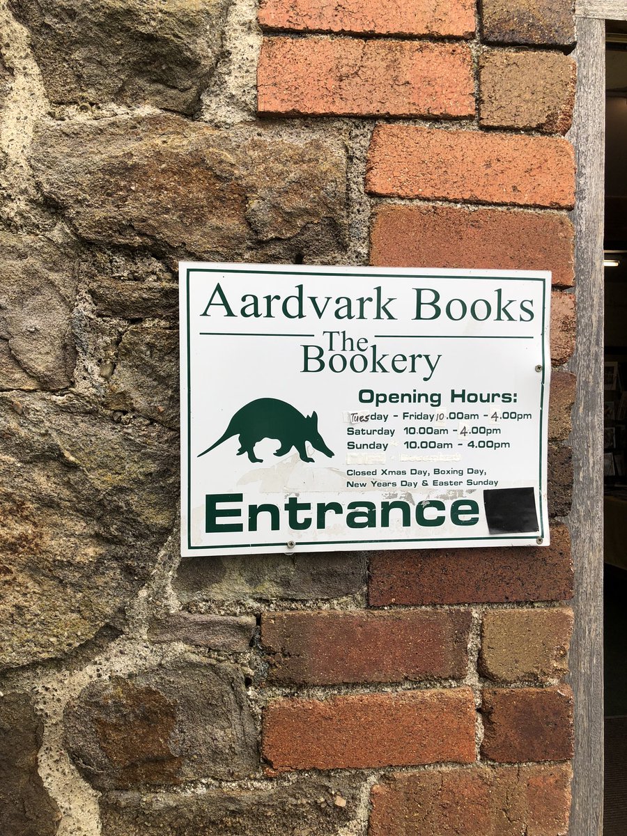 RobHumphreys77's tweet photo. Hugely enjoyable & stimulating day @AardvarkBksCafe in Herefordshire listening to writers @mikeparkerwales @hanan_issa_ @simon_moreton2 & Julie Brominicks discussing borders of various kinds. https://t.co/4MoijhoPQg