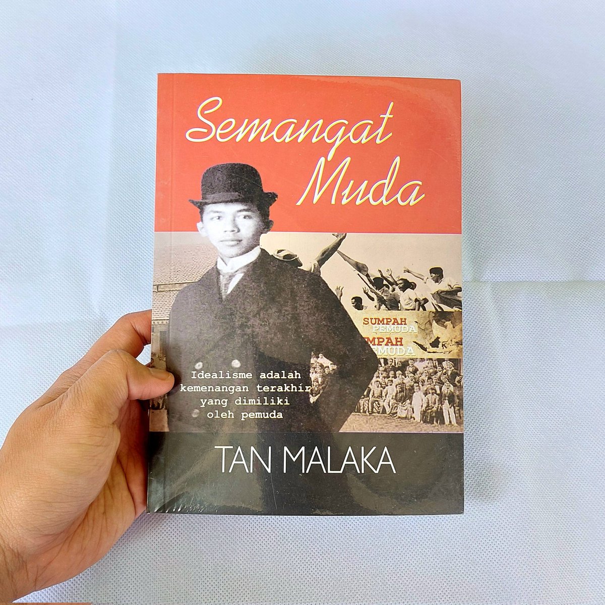 35.000
Semangat Muda - Tan Malaka
Original & Bersegel

Order hanya via tokopedia
tokopedia.link/ImxET4fx9Cb

#tanmalaka #semangatmuda #bukutanmalaka #rakyatbuku #kakros #pemain #tokobukuonline