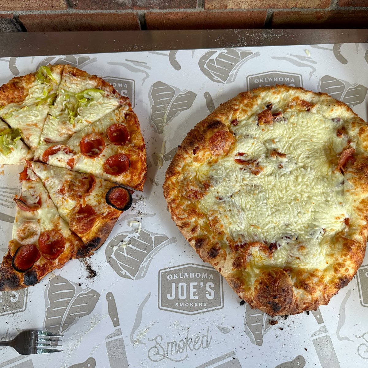 CraftBrewGeek's tweet photo. First cook on the @blackstoneproducts pizza oven. I expected a couple of ruined pizzas until we figured out how to use it. Just wow! Two tasty pizzas on the first cook. I guess it was worth watching every @cjfrazier and @chefnathanlippy video 😎 !
.
.
#mccwanders #craftbrewgeek https://t.co/MDoaObvC57