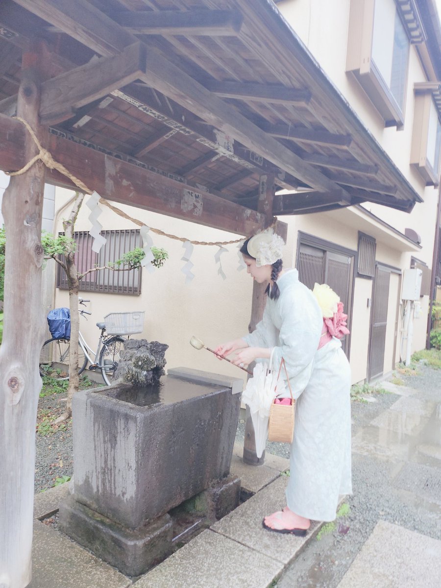 My_sister366's tweet photo. ふたりで人生初めての食べ歩きをしたら、大雨に出会って濡れたけどちょー楽しかった川越〜！大雨じゃなくてニュースになるゲリラ豪雨だったらしいけど🥰まりごんの浴衣が可愛すぎた🫰🫰🫰 https://t.co/jpeONlnaXM