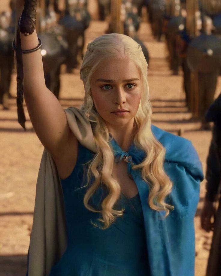 Targ_Nation's tweet photo. no i'm not thinking about the roman empire, i'm thinking about HER empire https://t.co/s9N5x97lLT