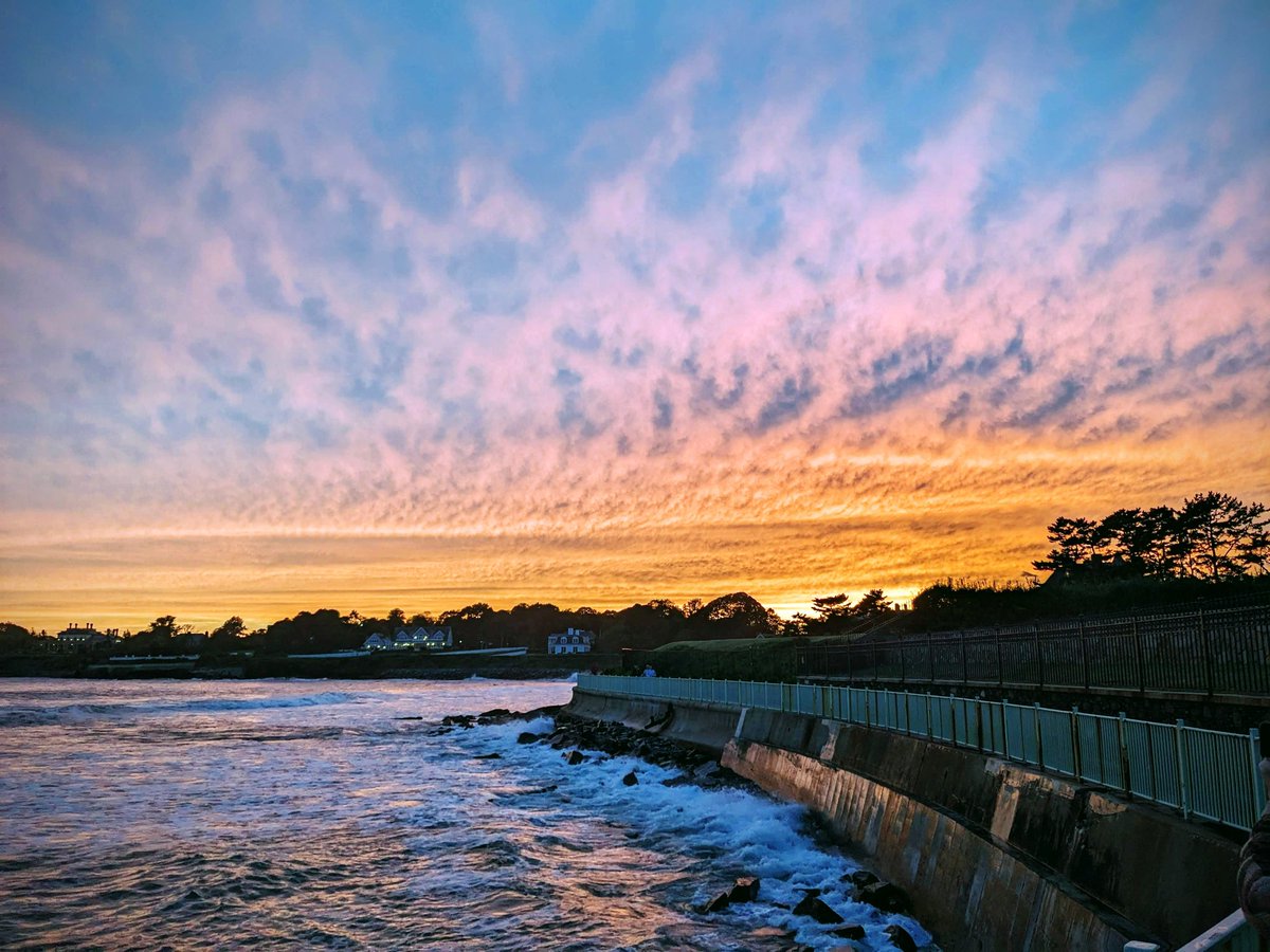 surfingengineer's tweet photo. #ruggles https://t.co/Yh1kl5Rsxg