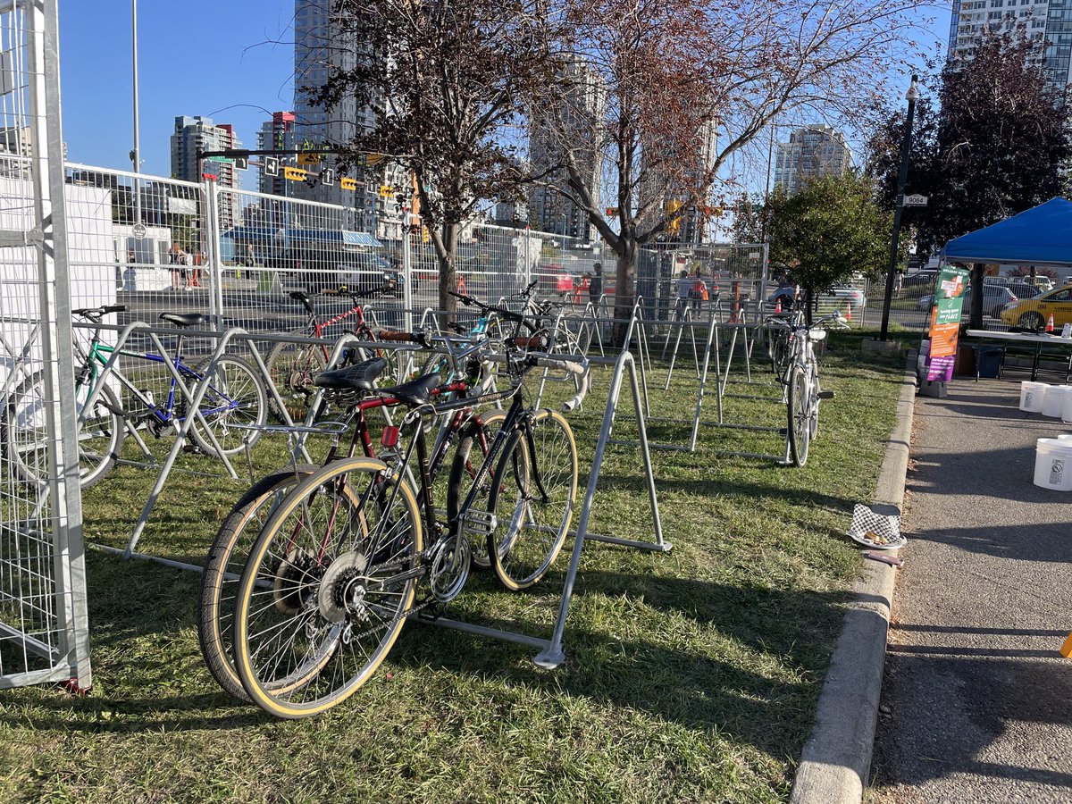 CPageYYC's tweet photo. There is bike parking at #Beakerhead ! https://t.co/4EH1TICmcP
