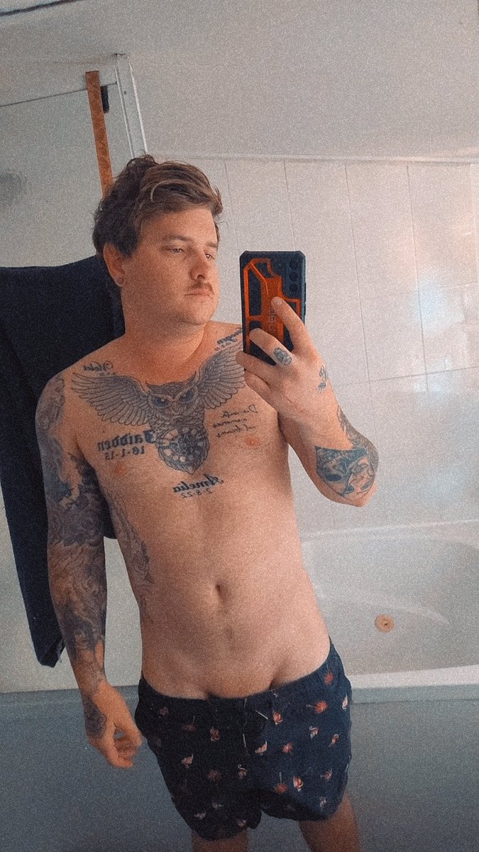 DatBot5hortty's tweet photo. @onlyfans_nsfw_ https://t.co/jfJe0xNVFS
#Onlyfans_boy #Verykinky #Horny #Dadbod #AussieGuysDoItBetter #Comeplay #followthelink https://t.co/6ZwEeh5jRR