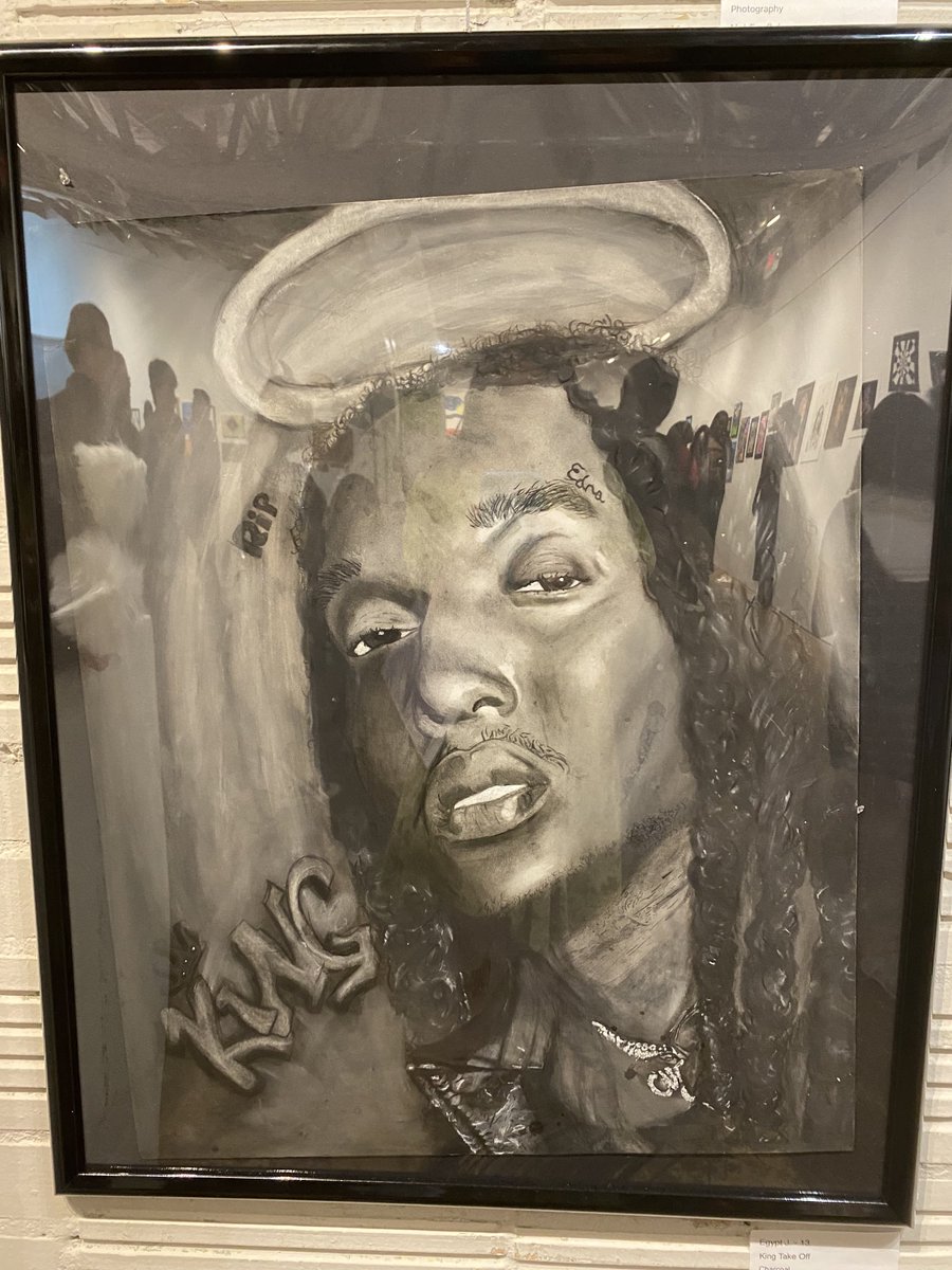GLECART's tweet image. So proud of my scholars’ work shown at an art exhibit tonight at Hardy and Nance studios from Gregory-Lincoln PVA ⁦@GLECPVA⁩ ⁦@chandelart⁩ ⁦@HISDFineArt⁩