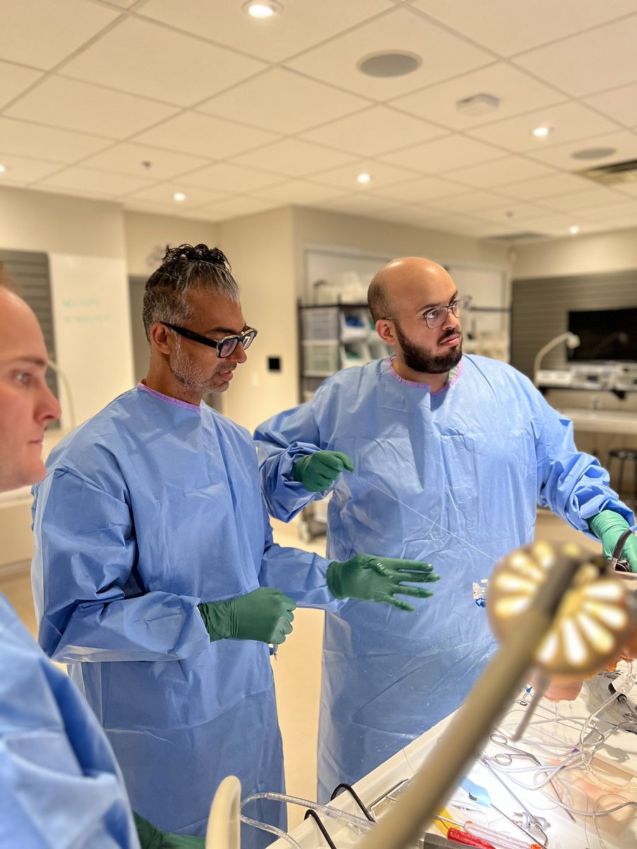 upper_mac's tweet photo. A great #fellows lab - much thanks to our Faculty and @TMG_Canada @ArthrexMedEd for the educational support ! 

@mac_ortho @McMasterPGME @McMasterSurgery https://t.co/92WMNUEqbt