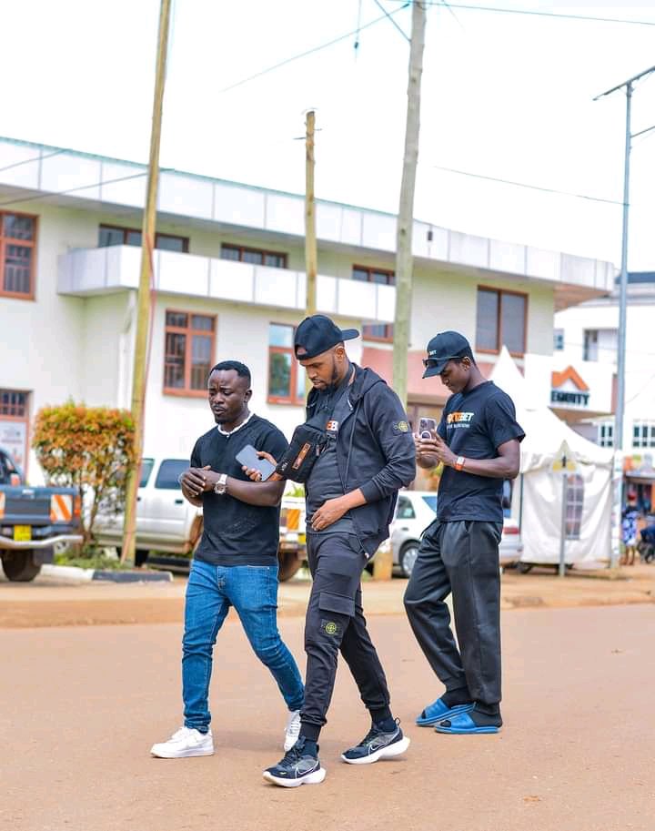 FIGOWEST1's tweet photo. Money Boy Music x @AlexMuhangi https://t.co/AllZ8P1Hw9