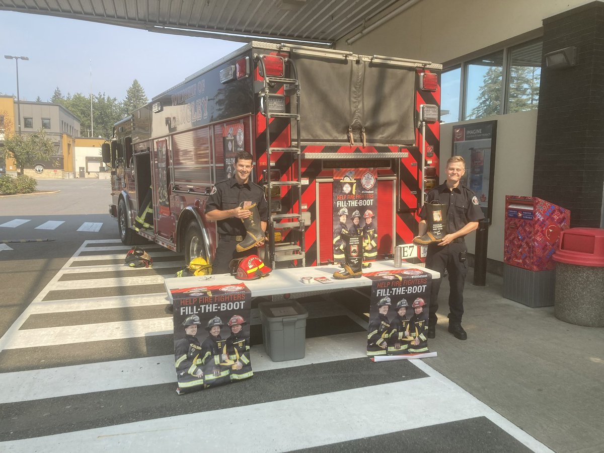 TLFDFire's tweet photo. This weekend members from the TLFD will be out “shaking the boot” at several locations throughout the Township to collect donations in support of Muscular Dystrophy Canada. We thank everyone for their continued support @LangleyTownship @TOLFireFighters @TLFCS @MD_Canada https://t.co/hZENDrtadA