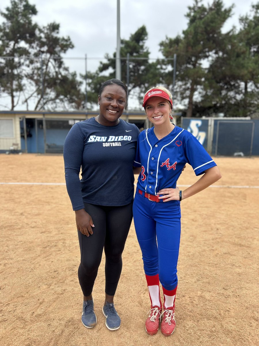 jojo_esch2025's tweet photo. Had a wonderful time at the @USDSoftball camp this morning. Thank you to @CoachMJKnighten and @_shayknighten for teaching new drills and putting on this clinic. @AasaBryson @AasaTeams @AASA_training https://t.co/TBRxI2SXV8