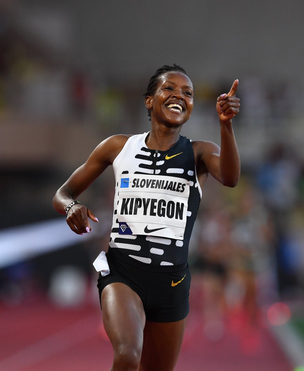 She can't stop winning 🫶

@FaithKipyegon_ wins the women's 1500m Diamond League title with 3:50.72, the 5th fastest time EVER.