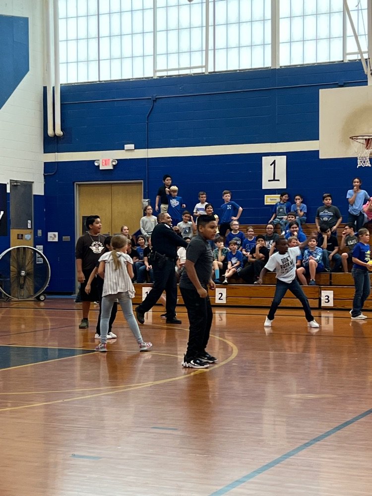 Needville Middle School tweet media