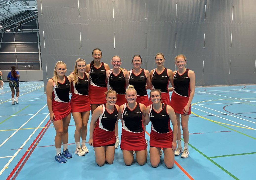 ymcanetball1's tweet photo. YMCA Magic earned a place in the Regional Prem League today playing some great netball 🏐

Huge thanks to @netballyorks for the opportunity to compete for a place &amp; for running such a professional event
 💚🖤💚🖤

#ymcanetball #NewBeginnings https://t.co/4uvO7UbsWw