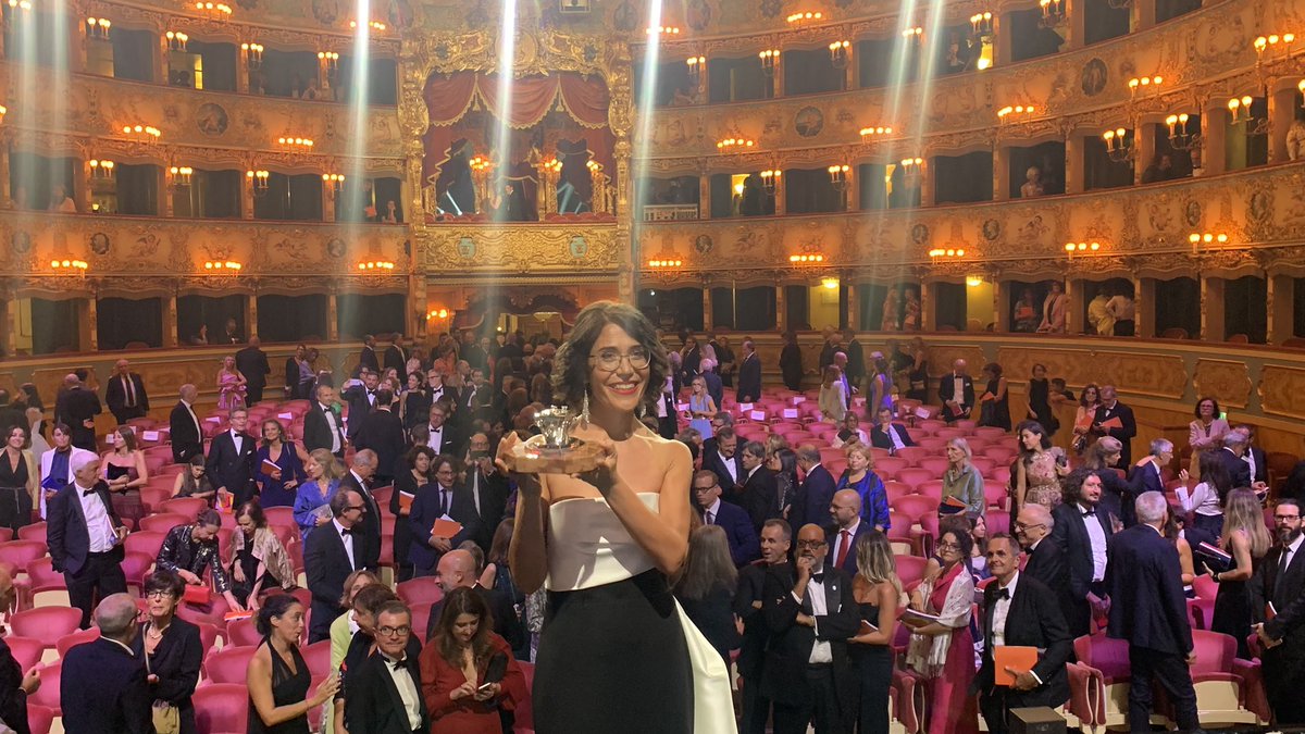 Vince la 61a edizione del @premiocampiello:  Benedetta Tobagi con “La resistenza delle donne” edito da <a href="/Einaudieditore/">Einaudi editore</a>
#PremioCampiello2023