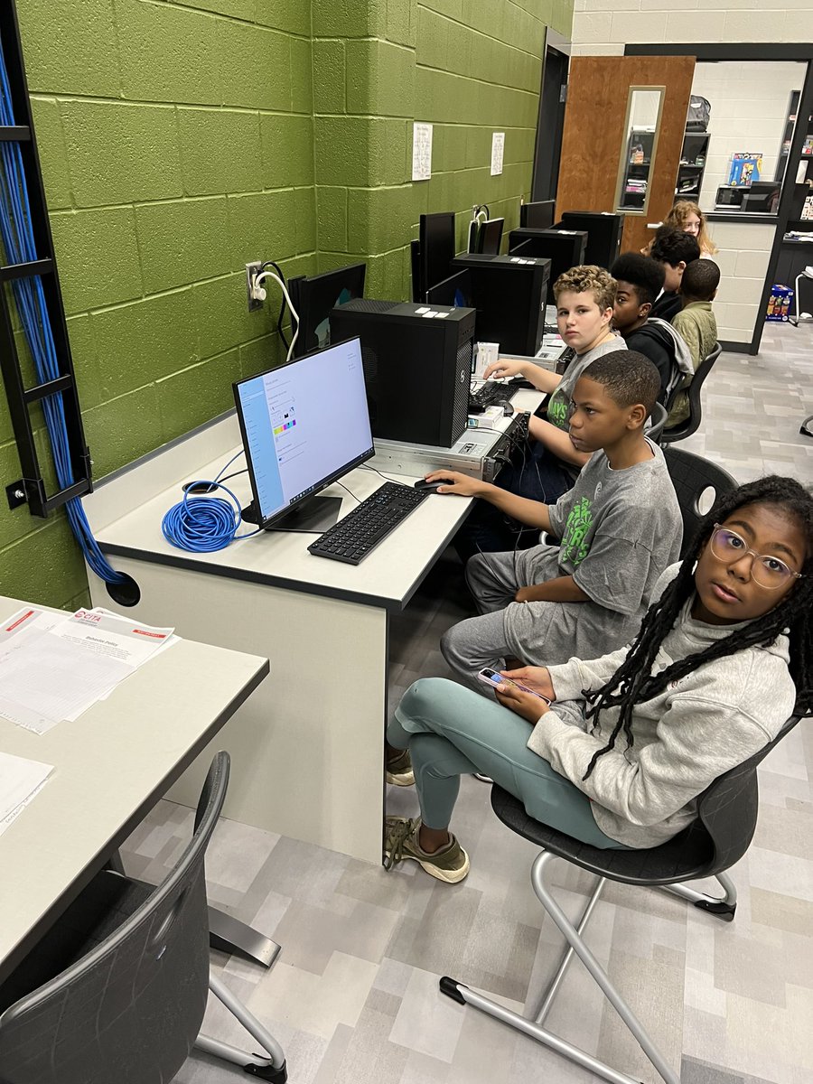 Dr. DeCuir tweet media