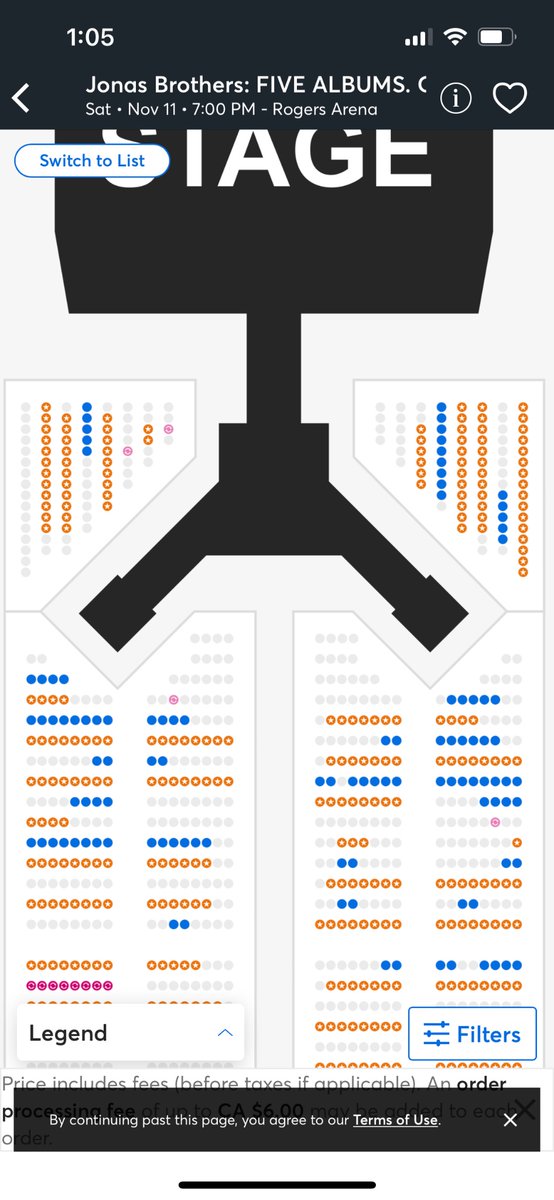 TeamJonasMayer's tweet photo. I wonder what’s the best seat to see the Jonas brothers. Because that stage set up is weird haha and they move around a lot https://t.co/CTfZYqUmTH