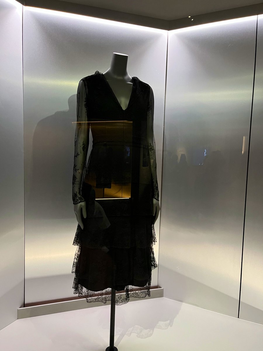 Leigh Turner Author tweet media