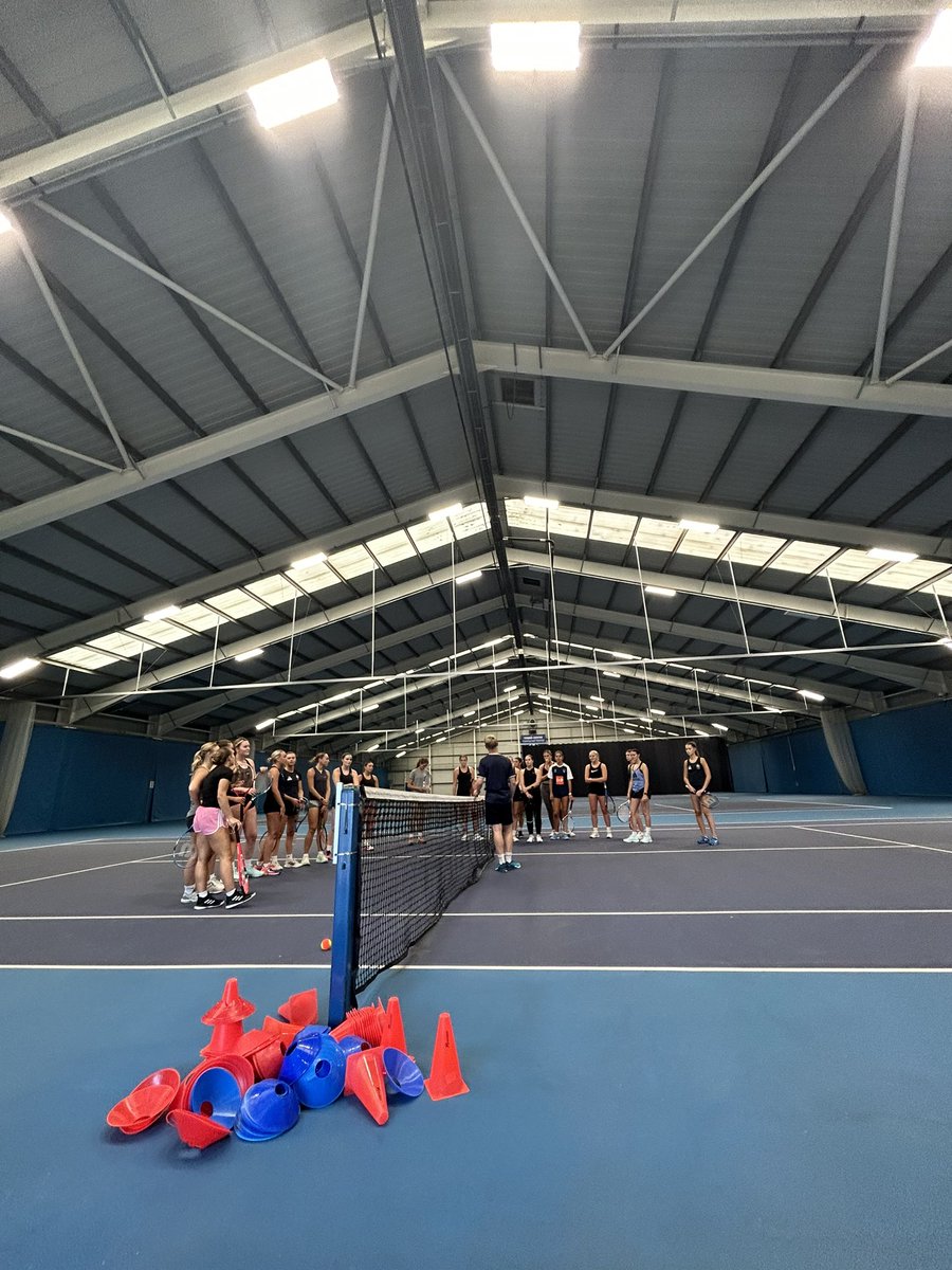 Cardiff Met Netball Club tweet media