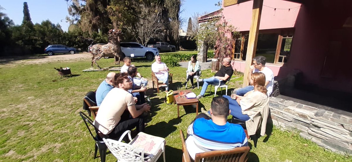 SebasPascualPBA's tweet photo. Recorrido por PBA, hoy en Pergamino.🤝
Continuamos con la gira por la provincia de Buenos Aires, hoy nos encontramos para compartir ideas con  representantes y candidatos de @RU_PBA  de la 2da y 4ta sección.
En octubre es con @nestorgrindetti
y @PatoBullrich  para la nación 🇦🇷. https://t.co/hYgVQXI3HN