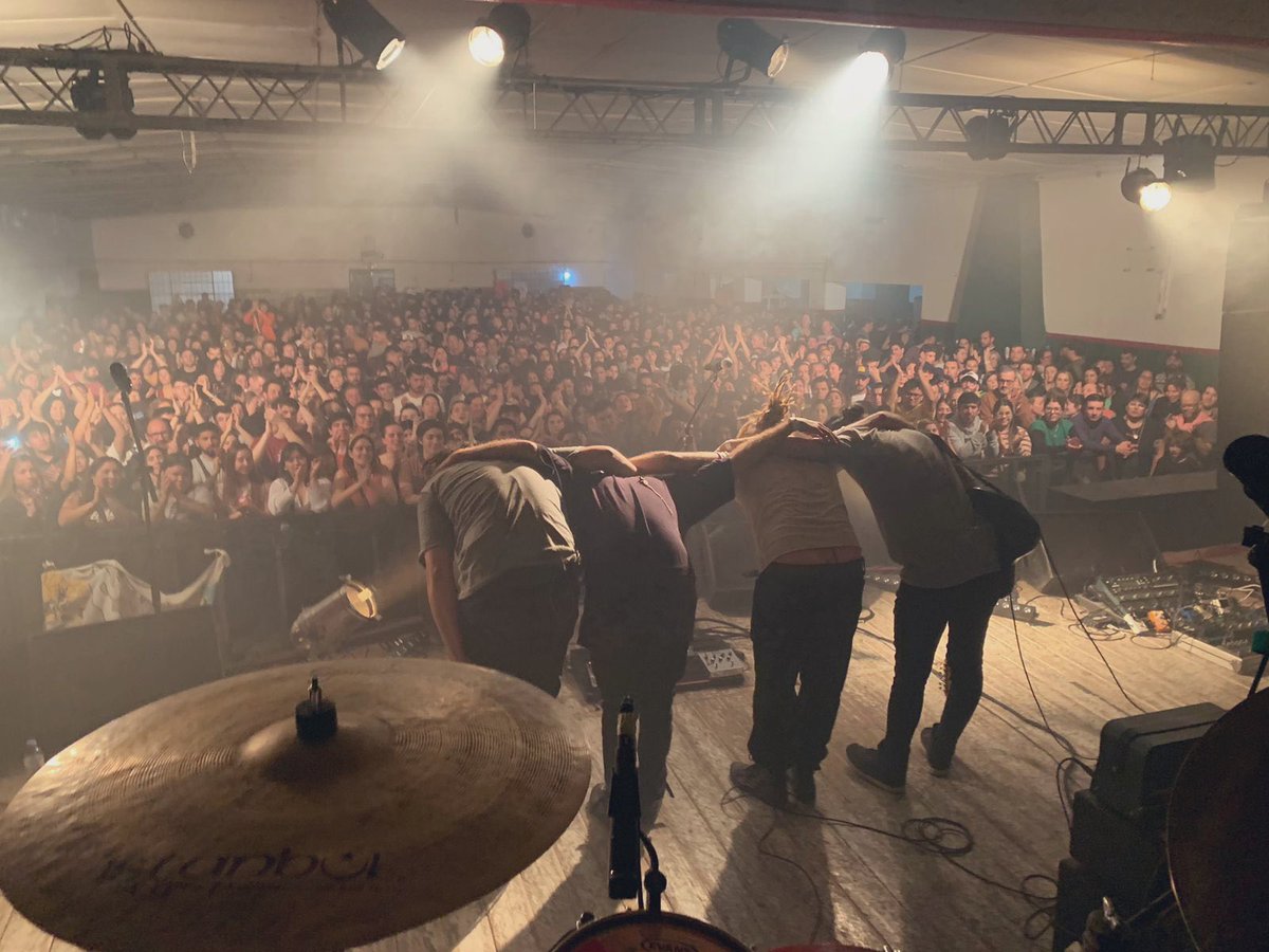 GRACIAS TANDIL
GRACIAS <a href="/PlandlMariposa/">El Plan de la Mariposa</a> 
🙏
Sigue la gira presentación de #CancionMataAlgoritmo

Donde nos vemos?