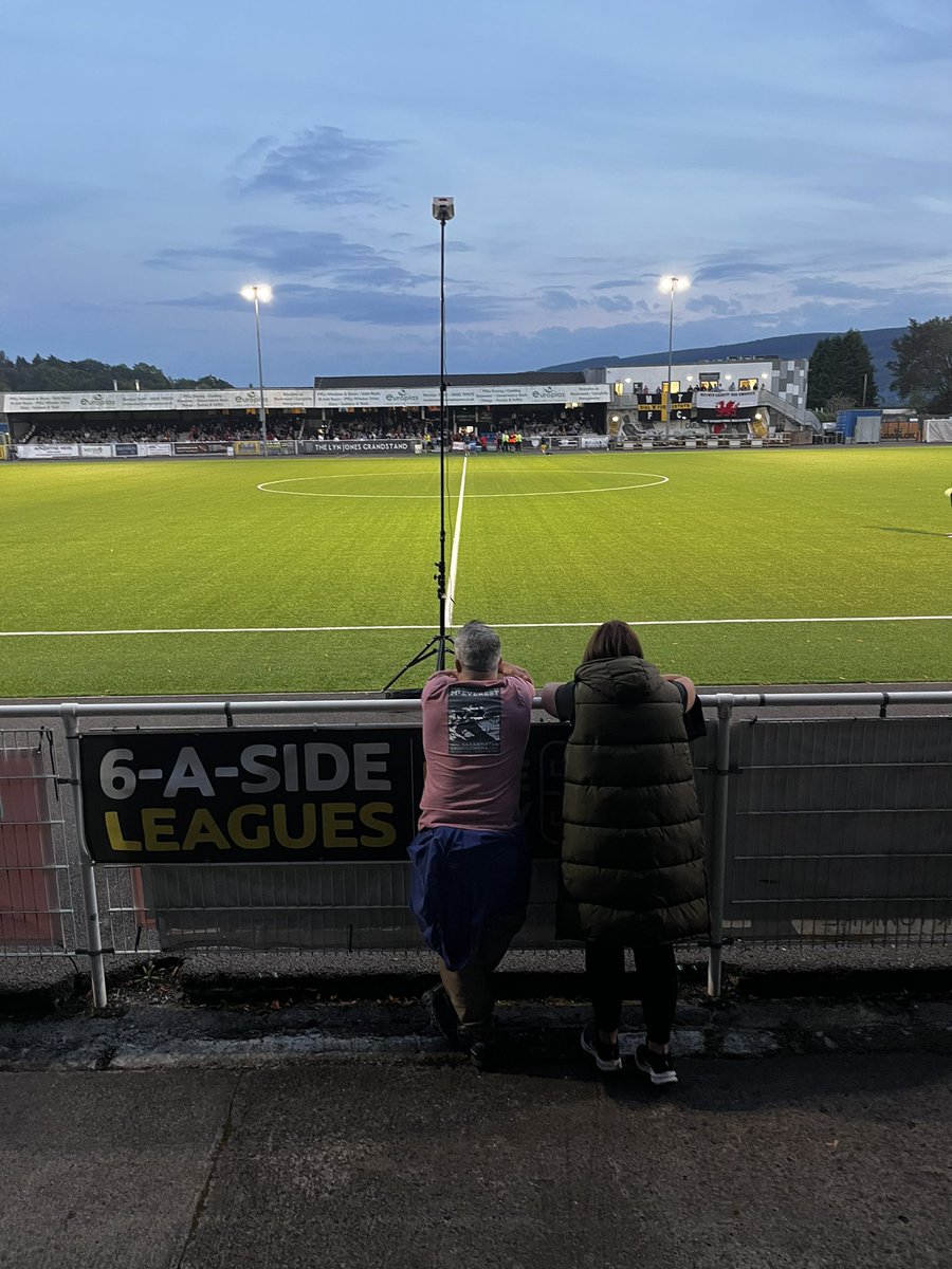choccy67's tweet photo. @markjones45sw @dialm4merthyr @MerthyrTownFC @TauntonTownFC @beckshandley @AllWalesSport @EmiratesFACup @FACupFactfile @groundhobbler @disturbed_mtfc @markwingnut1 @NonLeagueCrowd @NonLeaguePaper Top quality entertainment https://t.co/dPMs1f9jbs