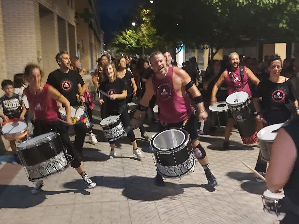 ViveguesB's tweet photo. Un año más Malkaitz Kultur eta Kirol Elkartea ha llevado a cabo Sarrieguna 2023. Una fiesta que como ya es tradición ha sido todo un éxito.Enhorabuena a la organización por el gran trabajo que han llevado a cabo, que ha permitido a todos los vecinos y vecinas  pasar un gran día https://t.co/3ec4nw9hgj