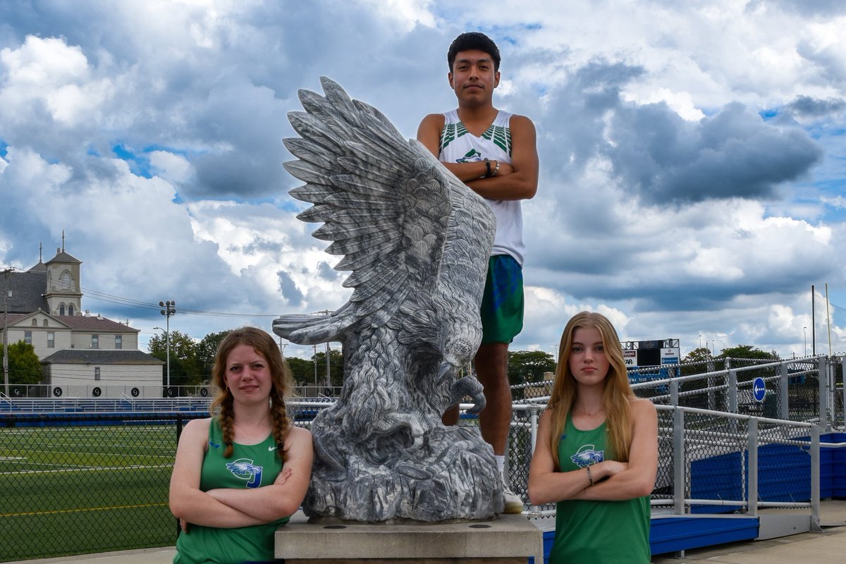 colliemo's tweet photo. CJ Seniors- Color Guard, Band, XCountry, Women's Volleyball  #cjeaglesSports, #CJXC https://t.co/raeDklKxuJ