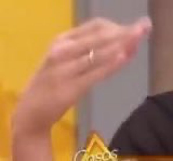 Um passarinho acabou de CAGAR em cima de mim