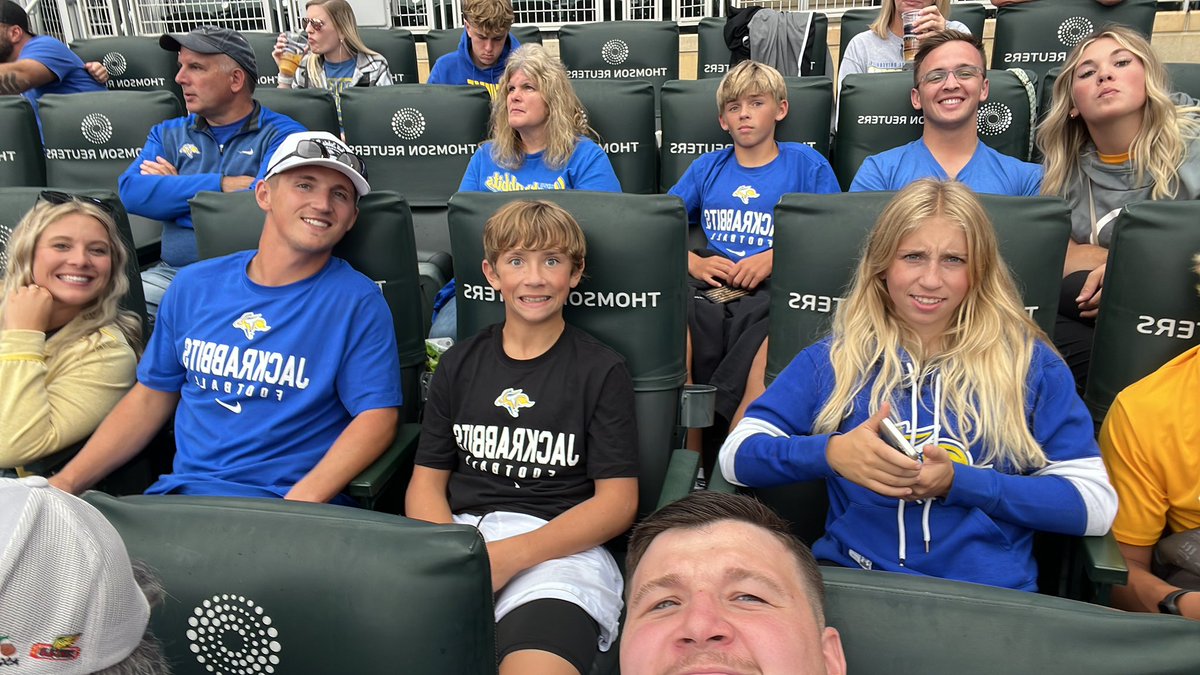SaylerGage's tweet photo. Run Rabs? #GoJacks https://t.co/aM9ev8v5H7