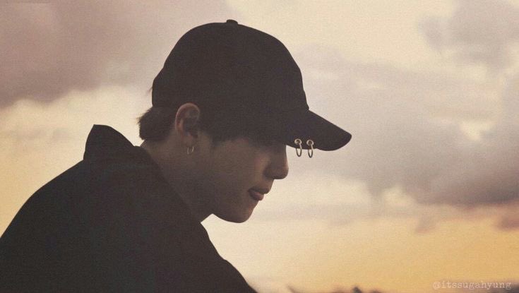 ourmoonies's tweet photo. dear yoongi, https://t.co/zE568DA06E