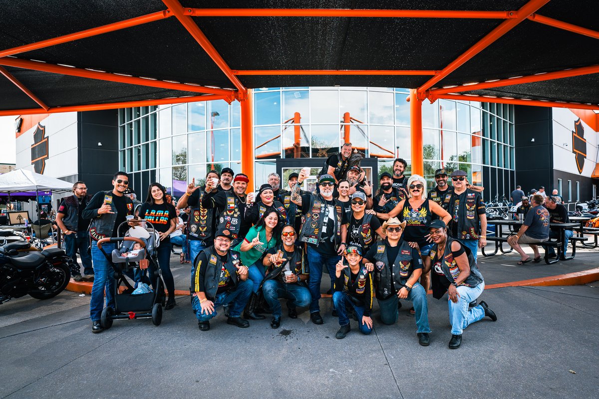 AEHD_KickAss's tweet photo. A HUGE Thank You Goes Out To LAMA Dallas For Coming Out Today, Grilling Up Those Delicious Street Tacos, Serving Free Beer & Margs, and Having a KICK-ASS Time With Us!! ๐ ๐บ๐ธ ๐ฆ
#LamaDallas #MexicanIndependenceDay #aeharley #harleydavidson https://t.co/rnVm8UySGH
