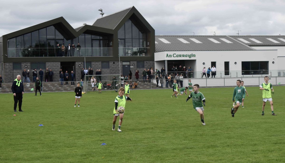 Cargin_Gac's tweet photo. Go raibh maith agat to Uachtaran Tófa Jarlath Burns for officially opening the new facilities @cargin_gac today! He generously took time to talk to and get photographs with everyone in attendance! We are very grateful for everyone who worked so hard for this special occasion! 👏🏼 https://t.co/45cNbhFrC1