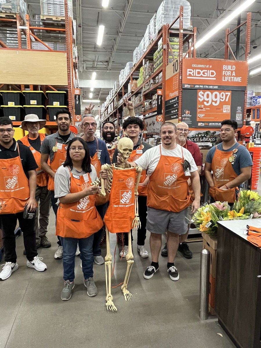 Mark Benavides tweet media