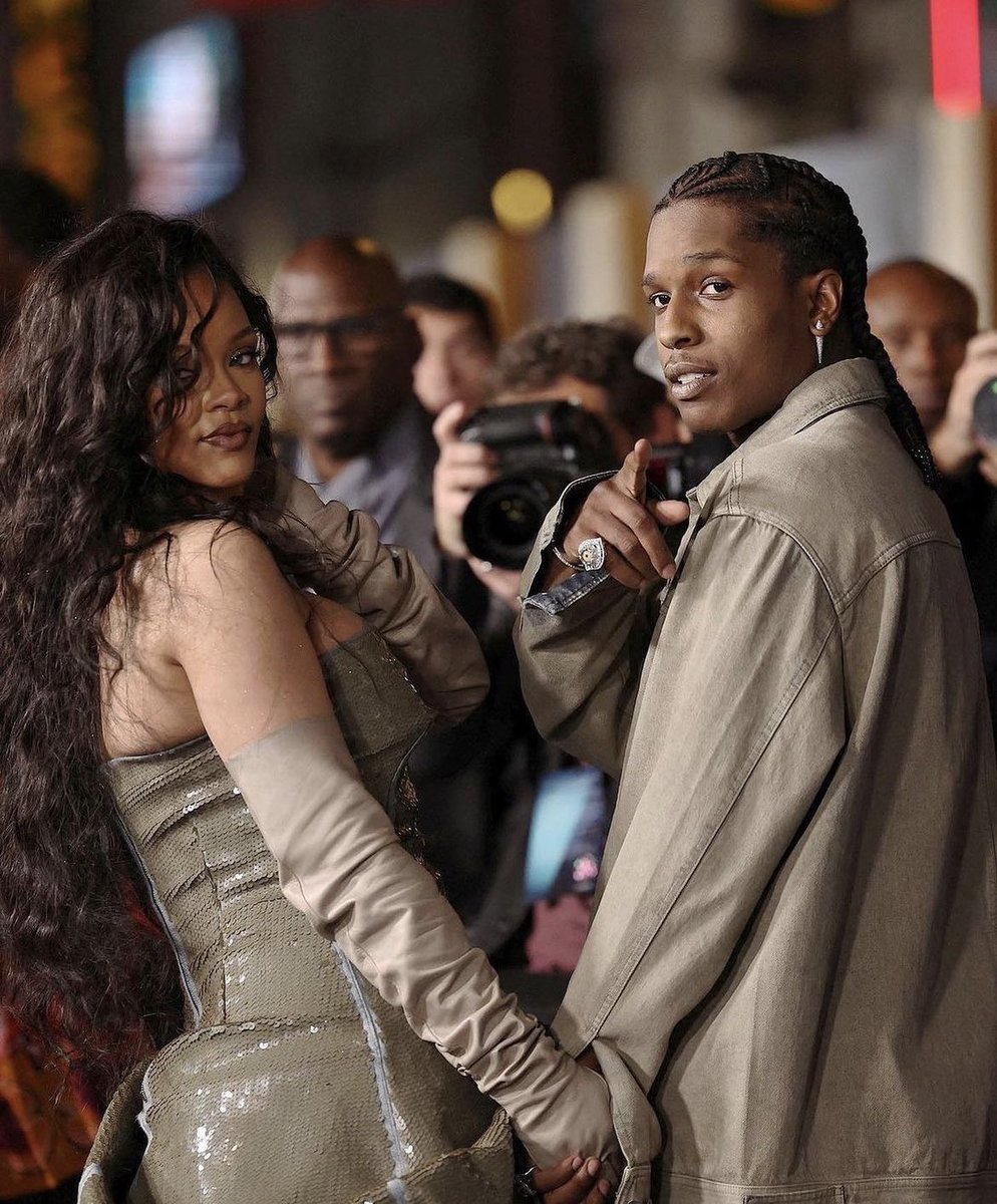 FentyKalvin's tweet image. This shot of Rihanna and Rocky&amp;gt;&amp;gt;&amp;gt;