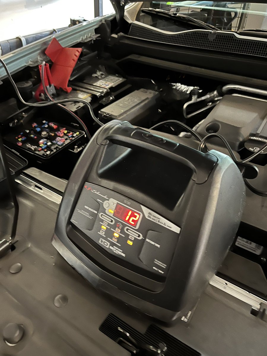 abirr75's tweet photo. Hey @chevrolet I guess a battery charger should have come with my new 2023 Colorado. Got it charged and running but no display instruments. Sounds like a known issue based on social media. Was supposed to leave for a trip today. Disappointed is an understatement. https://t.co/XllWmMS5Um