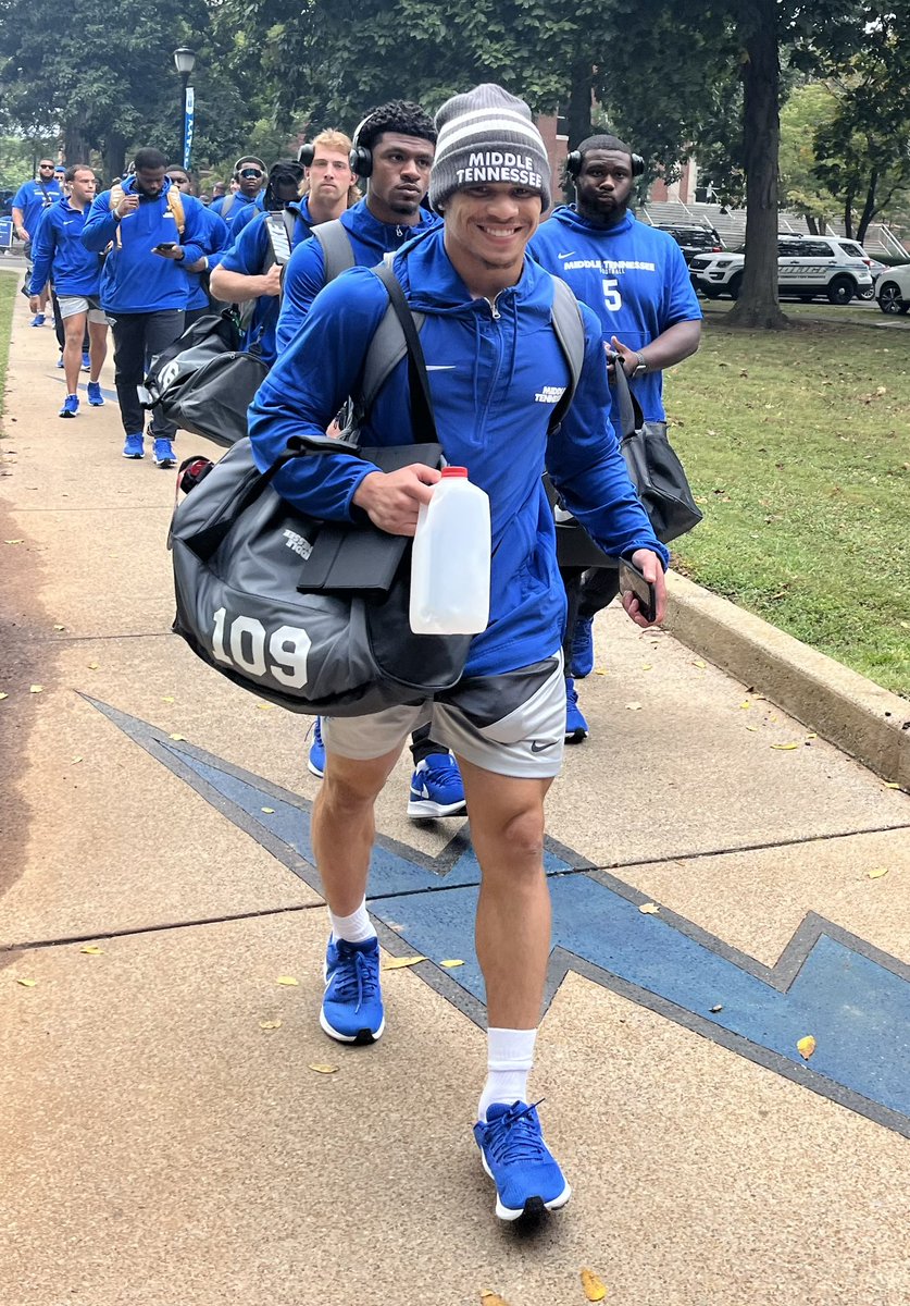 MrsNewberry's tweet photo. Love Saturdays where I get to cheer on my Blue Raiders (and former Rockvale Ravens)! Let’s Go Blue and CJ Johnson! #OnceARavenAlwaysARaven https://t.co/tLzho55nvb