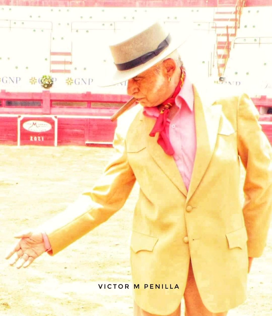 vmpenilla's tweet photo. Hoy está cumpliendo años, el maestro Rafael Gil #Rafaelillo, que nació #UnDíaComoHoy en Tijuana, Baja California Norte, México.
#Enhorabuena
Si lo ve, Felicitelo!!! https://t.co/mvI2cTuB5J