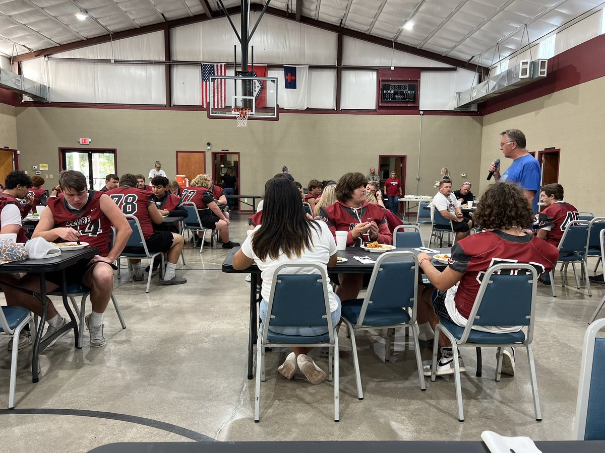 beebefootball's tweet photo. BigTime Thanks to Mr. Larry Pruitt &amp; Mrs. Jona McKenzie of Farm Bureau of Beebe for sponsoring &amp; feeding our guys yesterday before our game vs White Hall! Very GRATEFUL!! #BPRD #GRIT 🏈💪🔥🙏❤️⚓️ @Coach_Gunter https://t.co/CIbKGgZ3NE