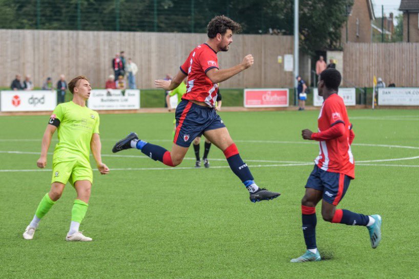 Aaron Roberts tweet media