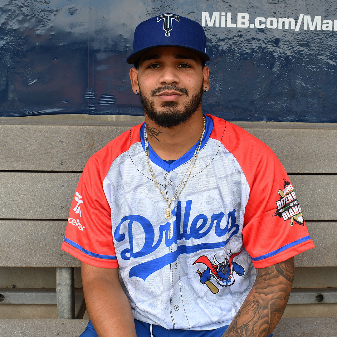 Do you want to match with Hamlet Marte and Wladimir Chalo? 

We'll be giving away 1,500 of these jerseys! See y'all soon!

🎟 bit.ly/Drillers091623