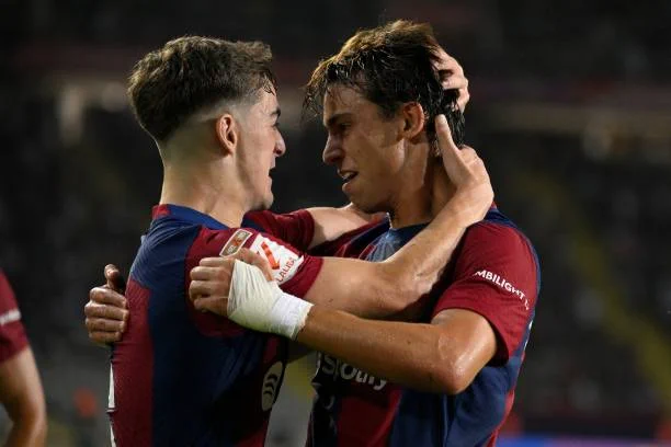 DybalaAndMore's tweet image. Gavi y Joao Felix 😌