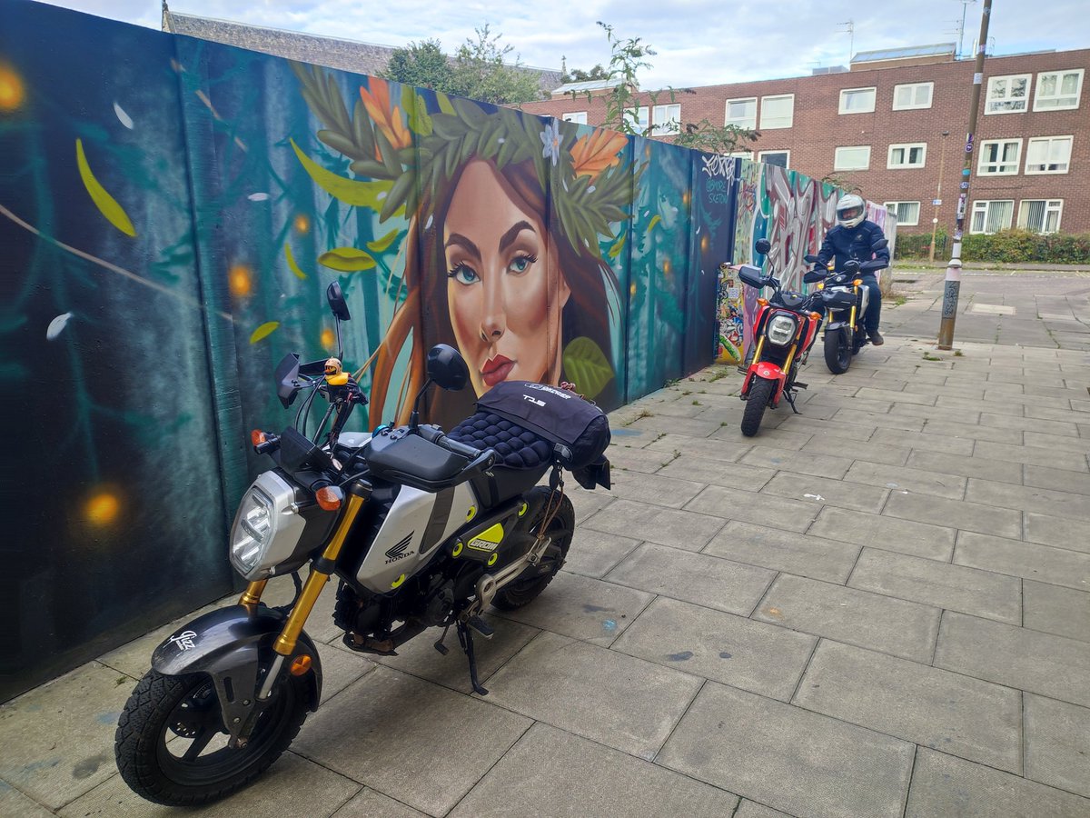 Edinburgh Scotland. 🏍️💨 #graffiti #EDINBURGH #Scotland #grom #gromsquad #hondagrom