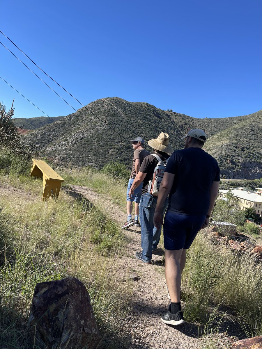 What a cool day touring bisbee with friends! <a href="/realTomKonopka/">Tom Konopka</a> <a href="/carl_mann/">Carl Mann 🤹</a> <a href="/andyandrist/">Andy Andrist</a> <a href="/i_m_cat/">i_m_cat</a>