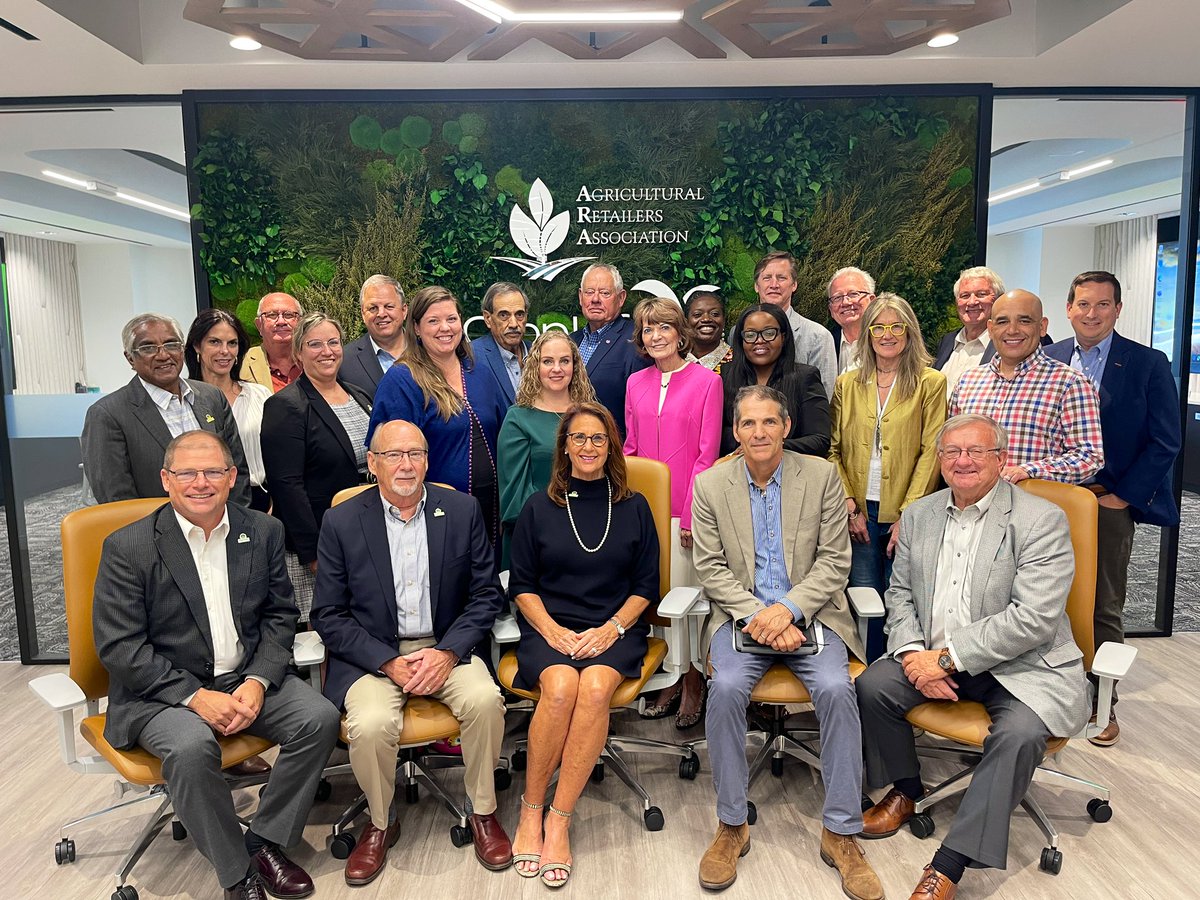 Did you know the Global Farmer Network is a non-profit org. governed by farmer board members, advisory board members and industry board members? The board hosted their annual meeting in Washington D.C. As we were created by farmers, we are still ran and led by our farmer members!