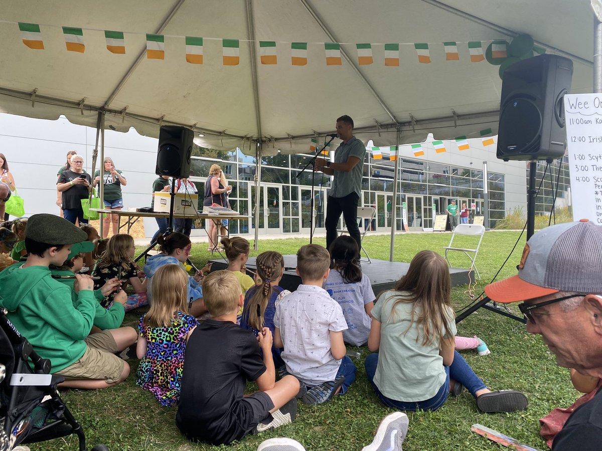 NateyBistro's tweet photo. Watching Scott from @SKERRYVORE teach my kiddo to play the whistle! Can’t wait to see you guys play tonight! My daughter’s first concert EVER! https://t.co/70CAyjeYih